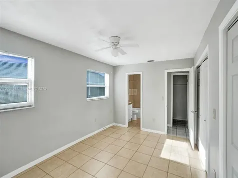 8550 NW 27th Place Sunrise FL 33322