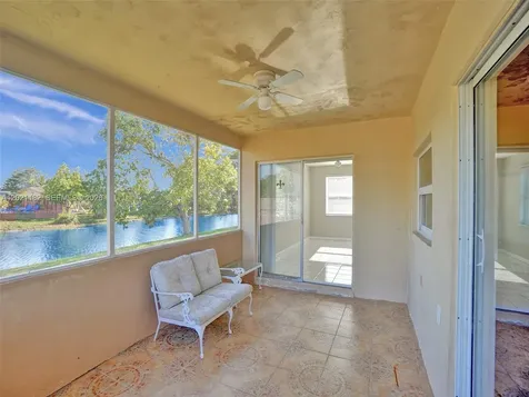 8550 NW 27th Place Sunrise FL 33322