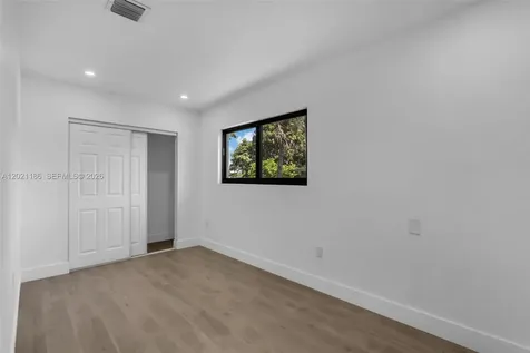 8841 NW 14th Avenue Miami FL 33147