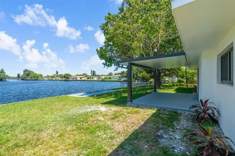 8841 NW 14th Avenue Miami FL 33147