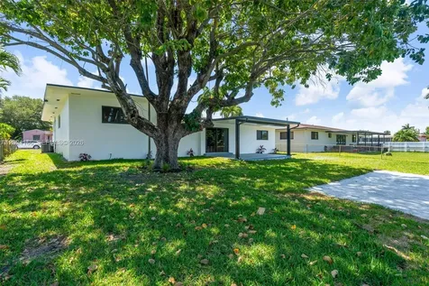 8841 NW 14th Avenue Miami FL 33147