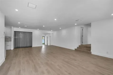 8841 NW 14th Avenue Miami FL 33147