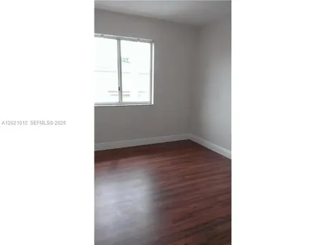 8025 NW 8th Street Miami FL 33126