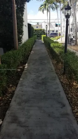 3921 N Meridian Avenue Miami Beach FL 33140