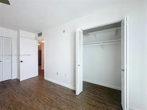 7133 Bay Drive Miami Beach FL 33141