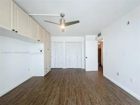 7133 Bay Drive Miami Beach FL 33141