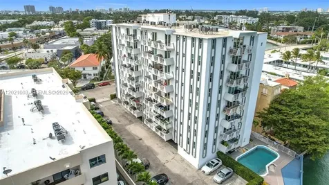 7133 Bay Drive Miami Beach FL 33141