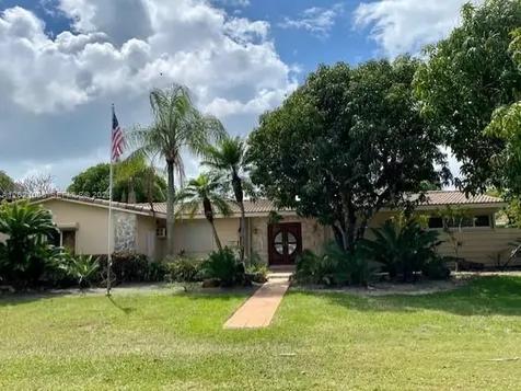 8100 SW 142nd Te Palmetto Bay FL 33158