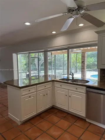 8100 SW 142nd Te Palmetto Bay FL 33158