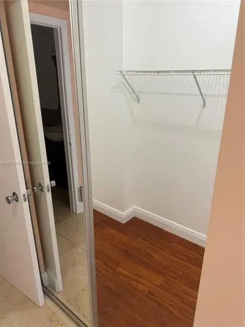 901 Hillcrest Drive Hollywood FL 33021