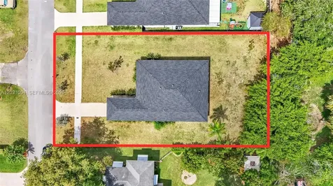 152 NW 18th Street Homestead FL 33030