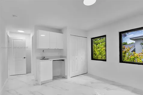 152 NW 18th Street Homestead FL 33030