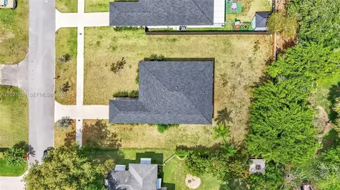152 NW 18th Street Homestead FL 33030