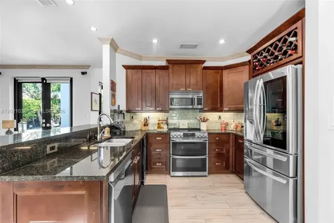 15742 SW 102nd Lane Miami FL 33196