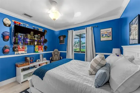 15742 SW 102nd Lane Miami FL 33196