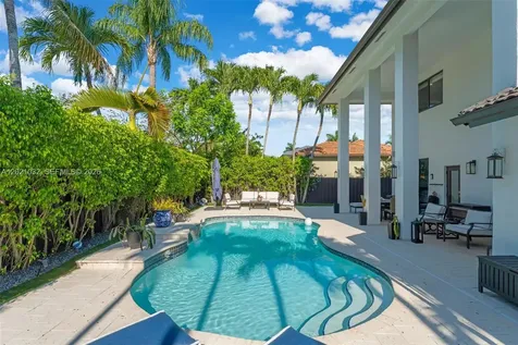 15742 SW 102nd Lane Miami FL 33196