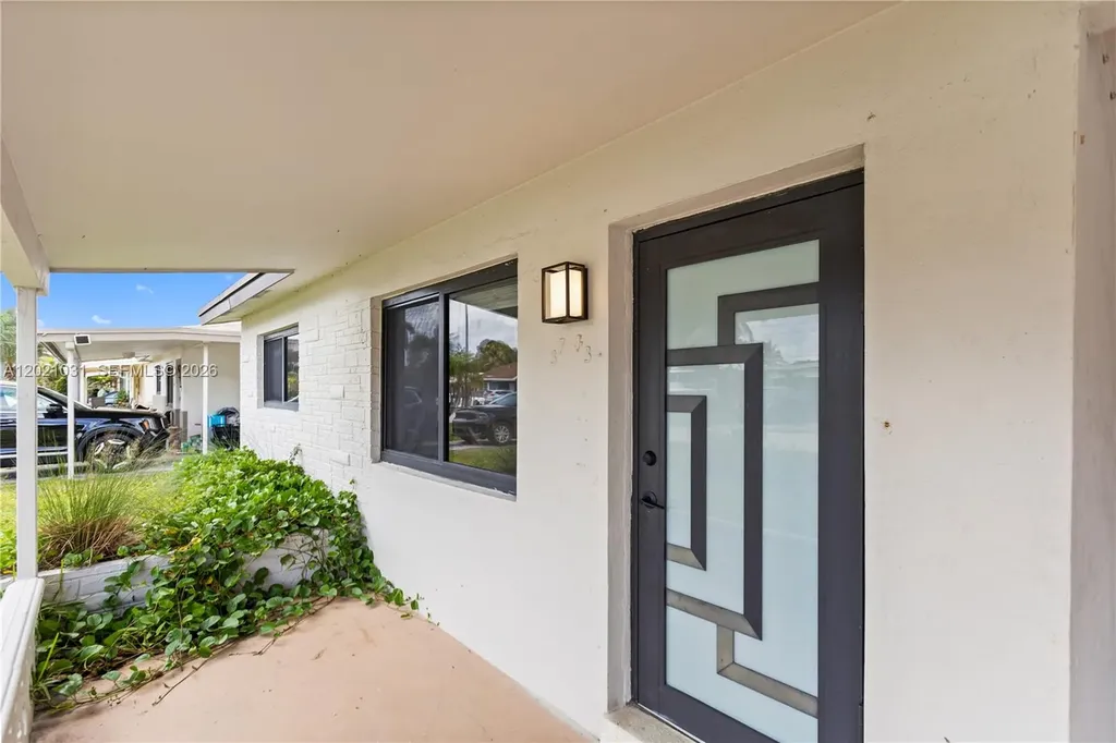 3743 NE 16th Terrace Pompano Beach FL 33064