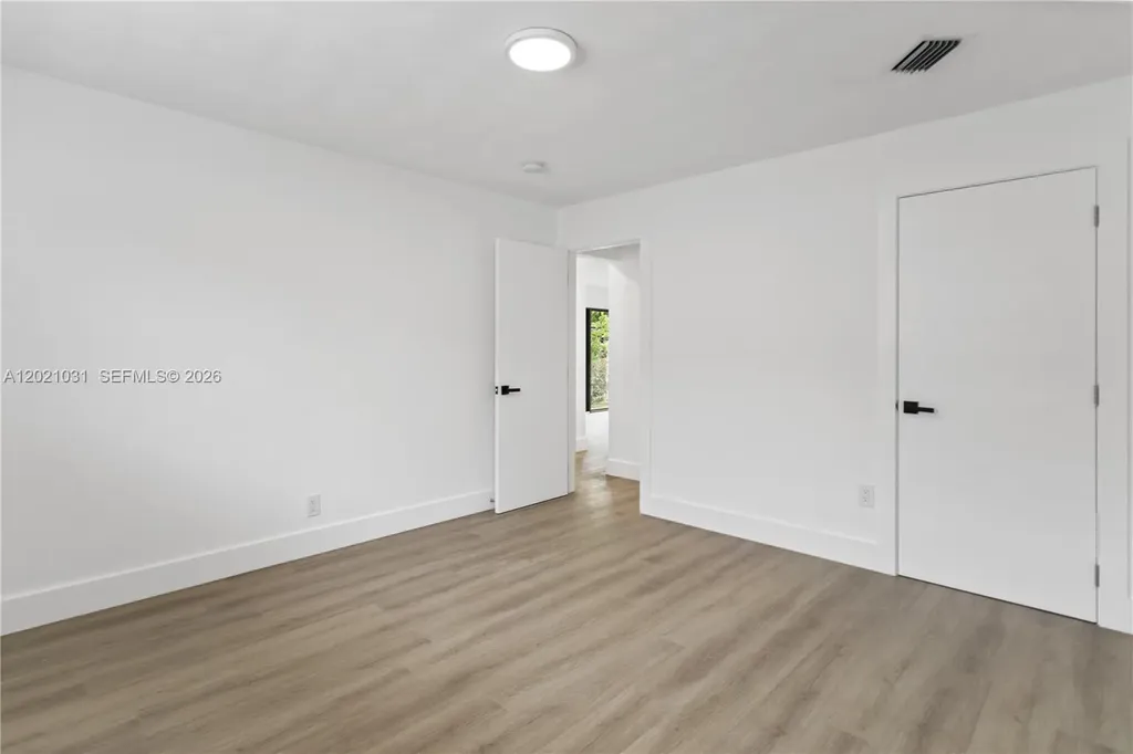 3743 NE 16th Terrace Pompano Beach FL 33064