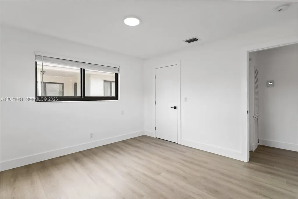 3743 NE 16th Terrace Pompano Beach FL 33064