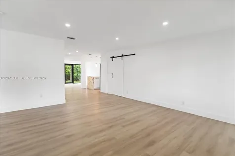 3743 NE 16th Terrace Pompano Beach FL 33064