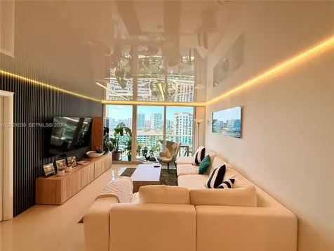 100 Bayview Drive Sunny Isles Beach FL 33160