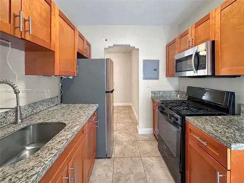 965 Bay Drive Miami Beach FL 33141