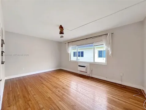 965 Bay Drive Miami Beach FL 33141