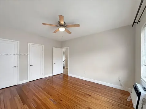 965 Bay Drive Miami Beach FL 33141