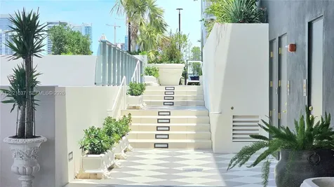 2700 NW 2nd Avenue Miami FL 33127
