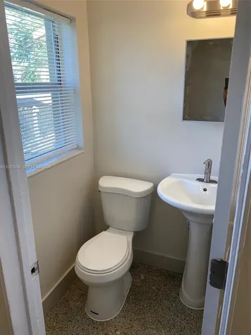 2325 N 25th Avenue Hollywood FL 33020