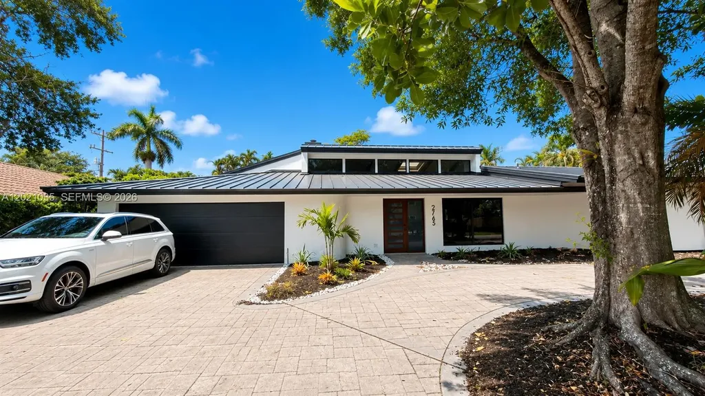 2765 NE 35th Drive Fort Lauderdale FL 33308