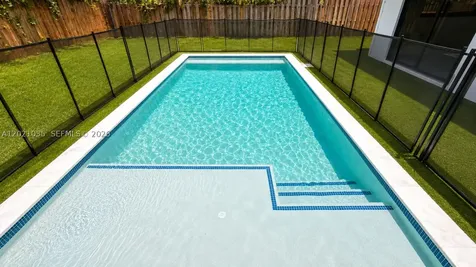 2765 NE 35th Drive Fort Lauderdale FL 33308
