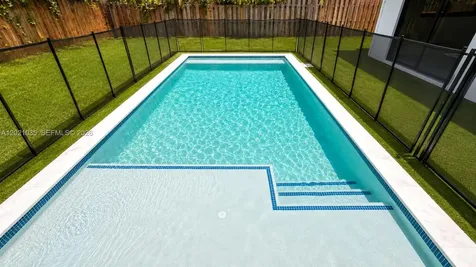 2765 NE 35th Drive Fort Lauderdale FL 33308
