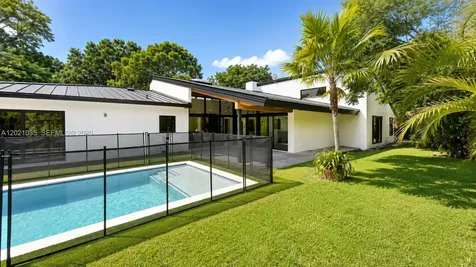 2765 NE 35th Drive Fort Lauderdale FL 33308