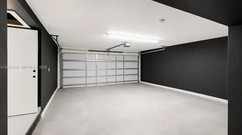 2765 NE 35th Drive Fort Lauderdale FL 33308