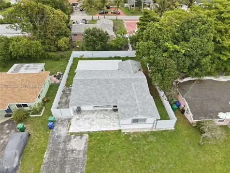 7051 SW 29th Street Miramar FL 33023