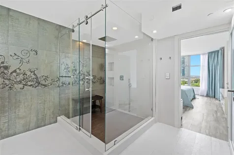 19195 Mystic Pointe Drive Aventura FL 33180