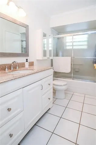 5100 NW 35th Street Lauderdale Lakes FL 33319