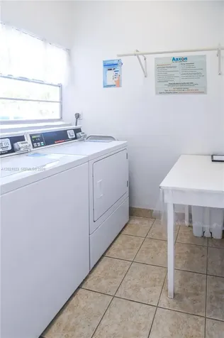 5100 NW 35th Street Lauderdale Lakes FL 33319