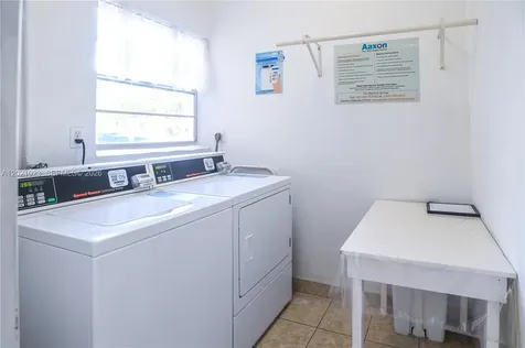 5100 NW 35th Street Lauderdale Lakes FL 33319