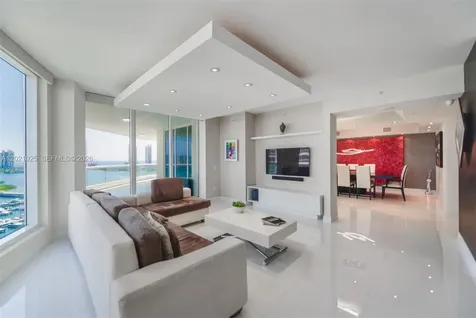 6000 Island Boulevard Aventura FL 33160