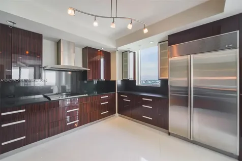 6000 Island Boulevard Aventura FL 33160
