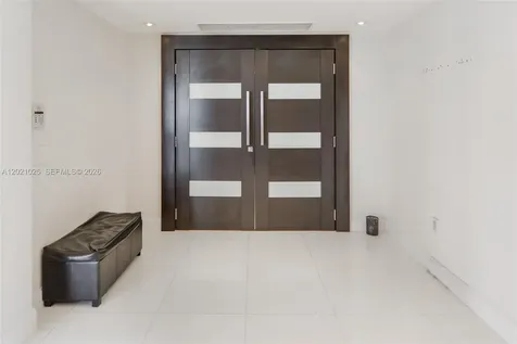 6000 Island Boulevard Aventura FL 33160