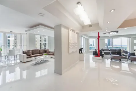 6000 Island Boulevard Aventura FL 33160