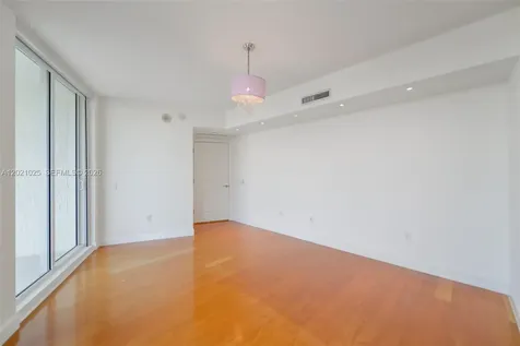 6000 Island Boulevard Aventura FL 33160