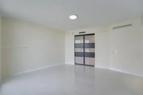 6000 Island Boulevard Aventura FL 33160