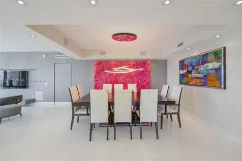 6000 Island Boulevard Aventura FL 33160