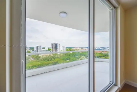 6000 Island Boulevard Aventura FL 33160