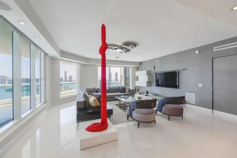 6000 Island Boulevard Aventura FL 33160