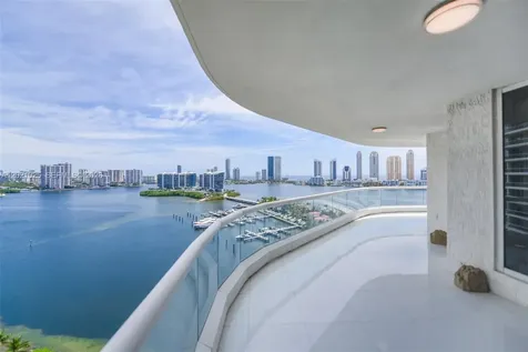 6000 Island Boulevard Aventura FL 33160